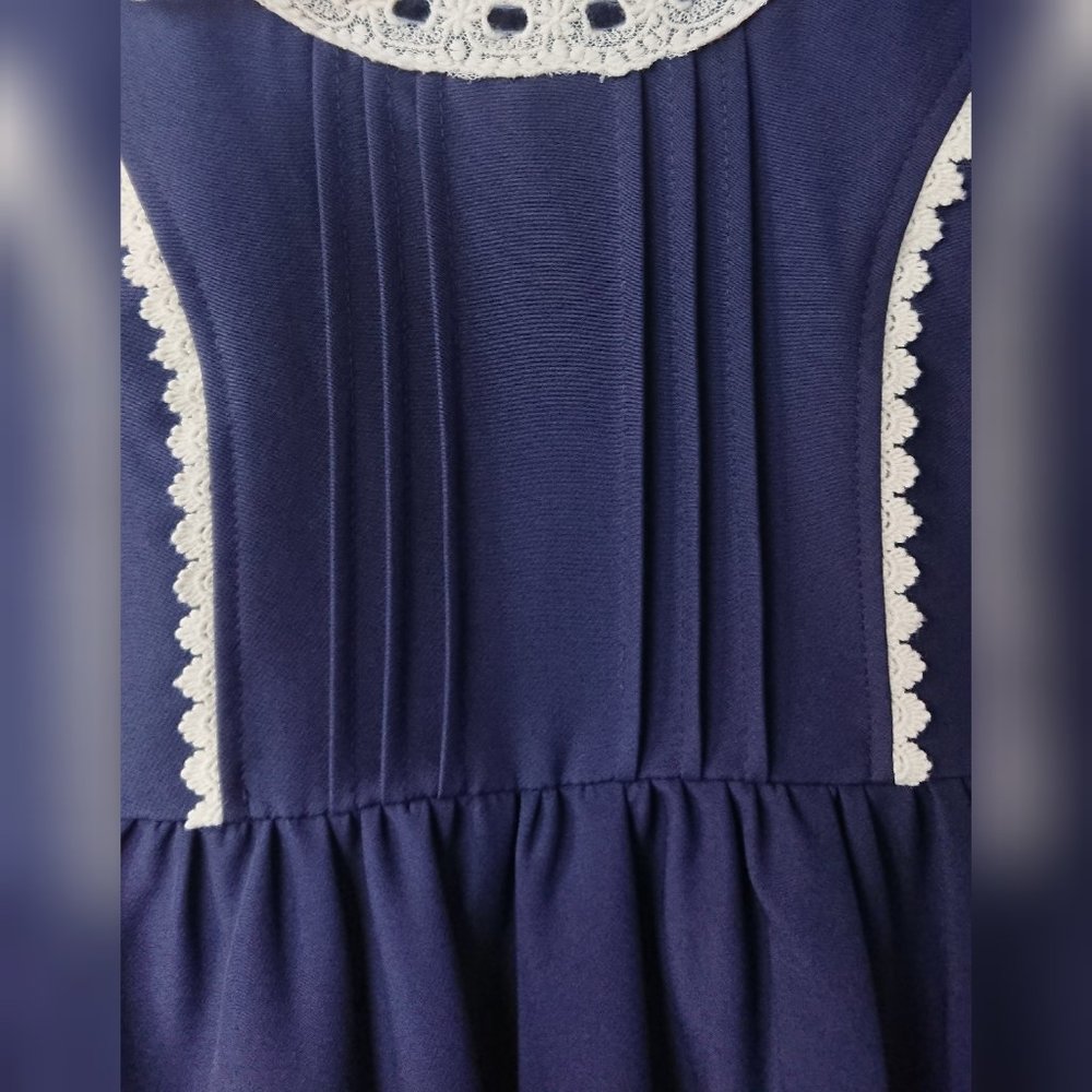 Liz Lisa - Navy Blue Crochet Detail and Lace Trim Sleeveless Dress - Picture 7 of 16